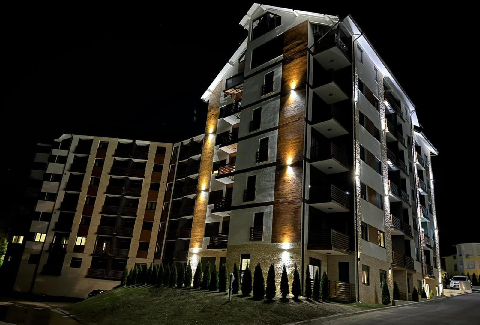 Golden View Apartment *